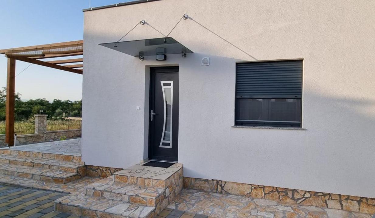 Yellow Dream Murvica  Exterior photo