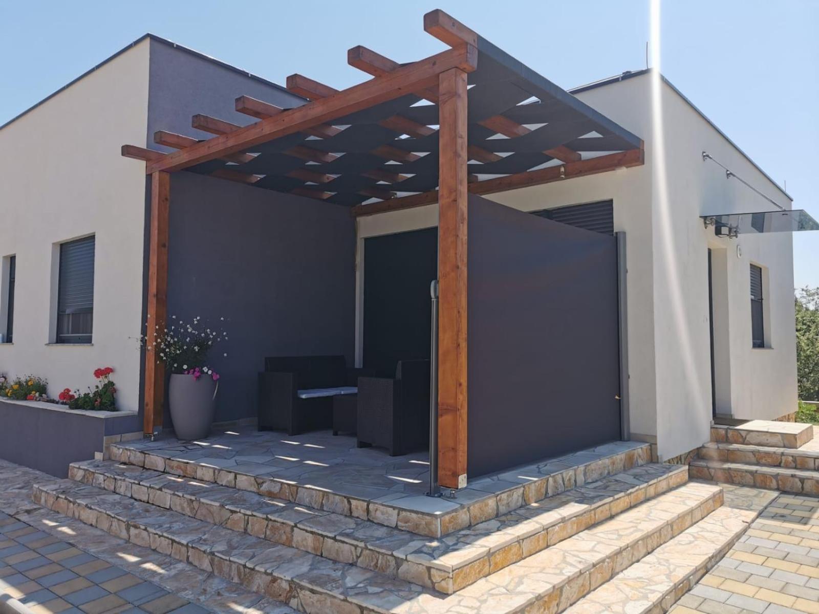 Yellow Dream Murvica  Exterior photo
